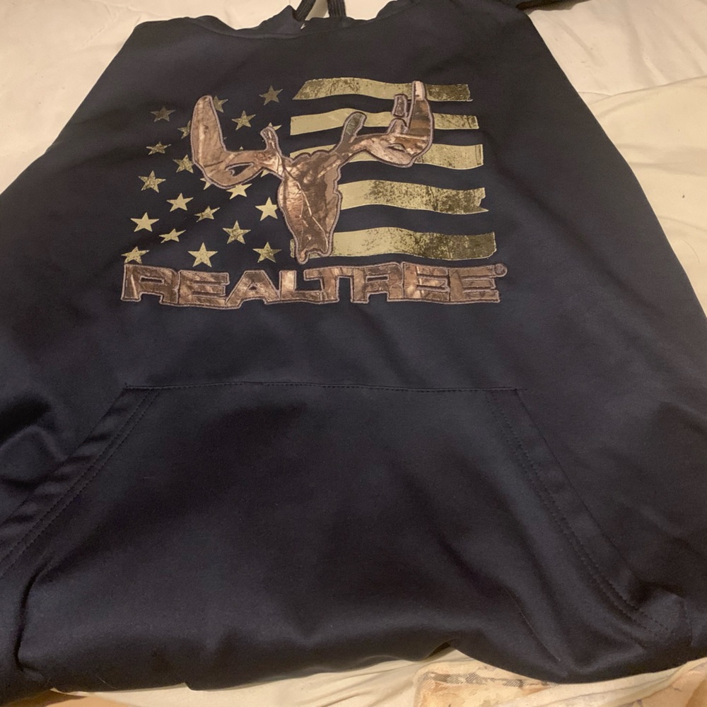 Real tree hoodie In excellent condition